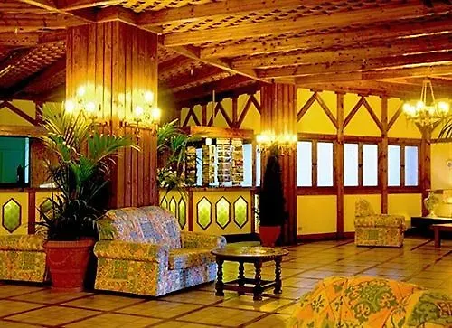 Apartamentos Teneguia Puerto de la Cruz  Puerto de la Cruz (Tenerife)